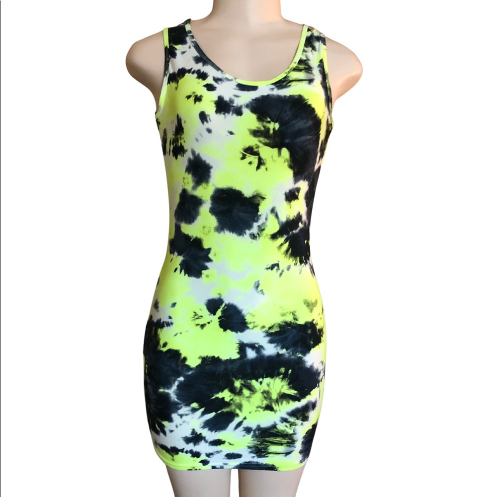 🌟 Neon Yellow/Black Mini Dress! 🌟